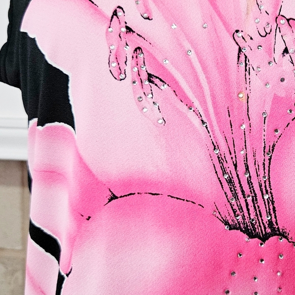 Bella Dona Two Piece Set Size Small - Picture 3 of 8